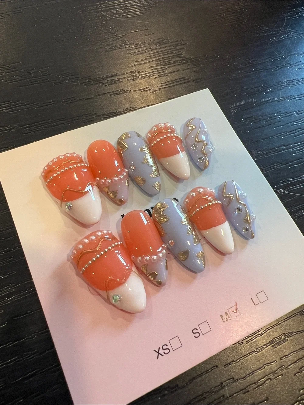 M Press-On Nails Set — Coral & Lavender Accent